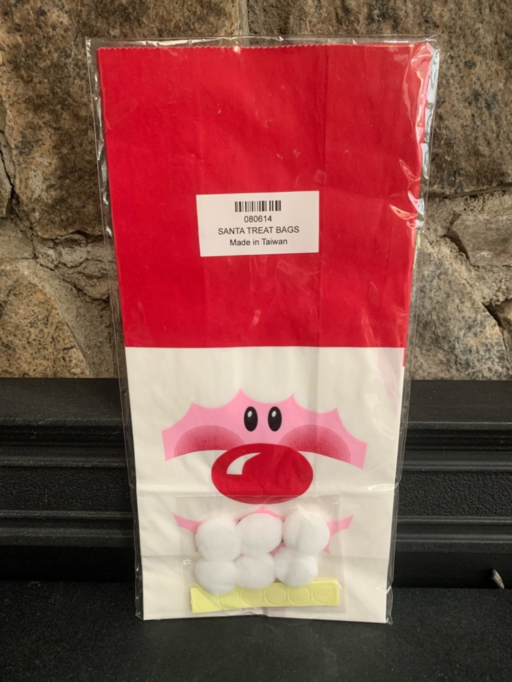 Santa Claus Christmas Treat Paper Bags Kids Crafts Lot of Six (6)